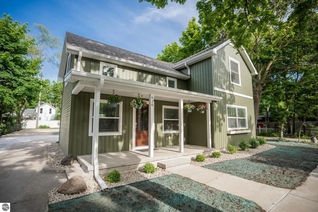 620 S Lansing Street, Mt Pleasant