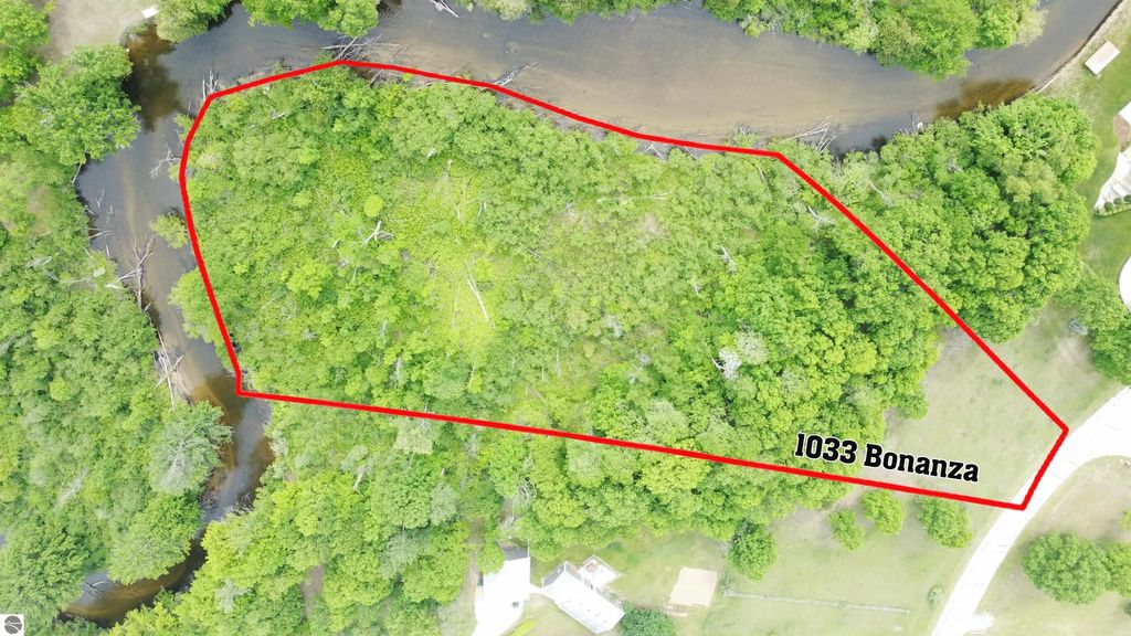 1033 Bonanza Lane, Weidman
