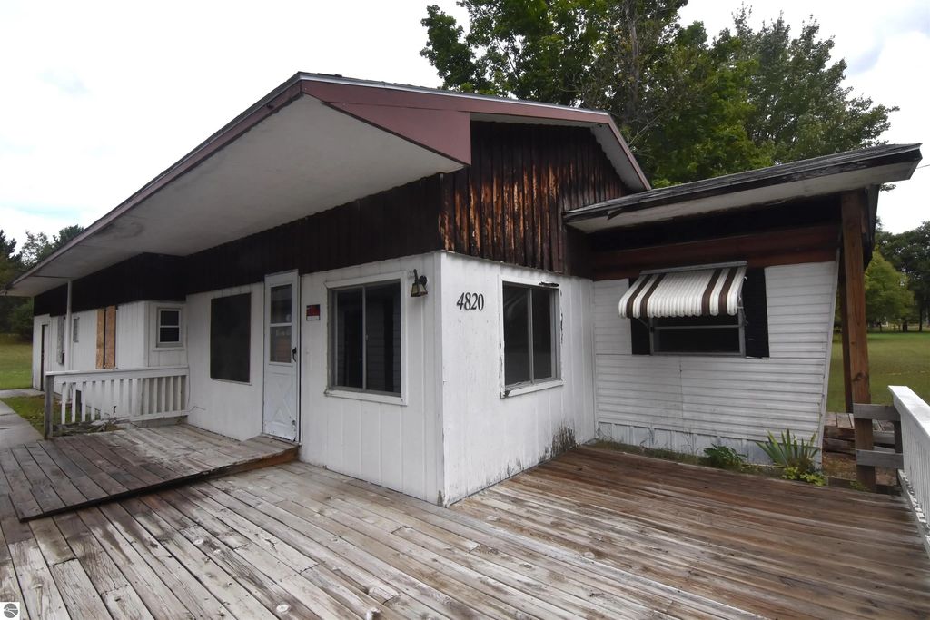 4820 W Four Road, Buckley
