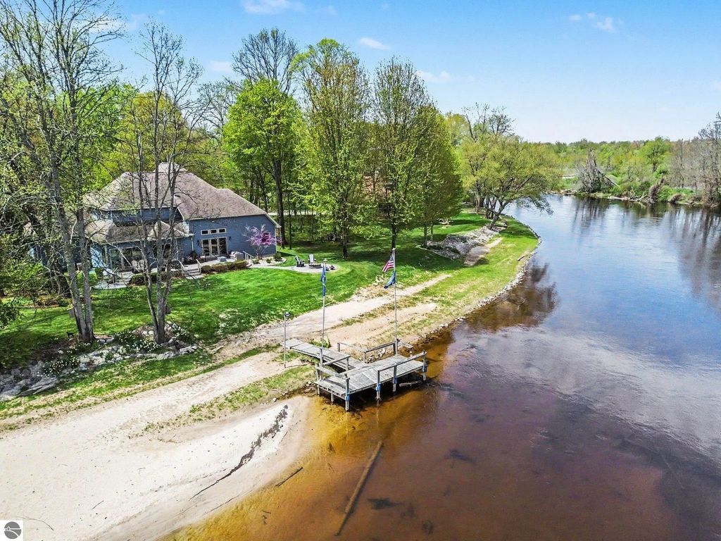 4364 Pointe Place 41, Oscoda