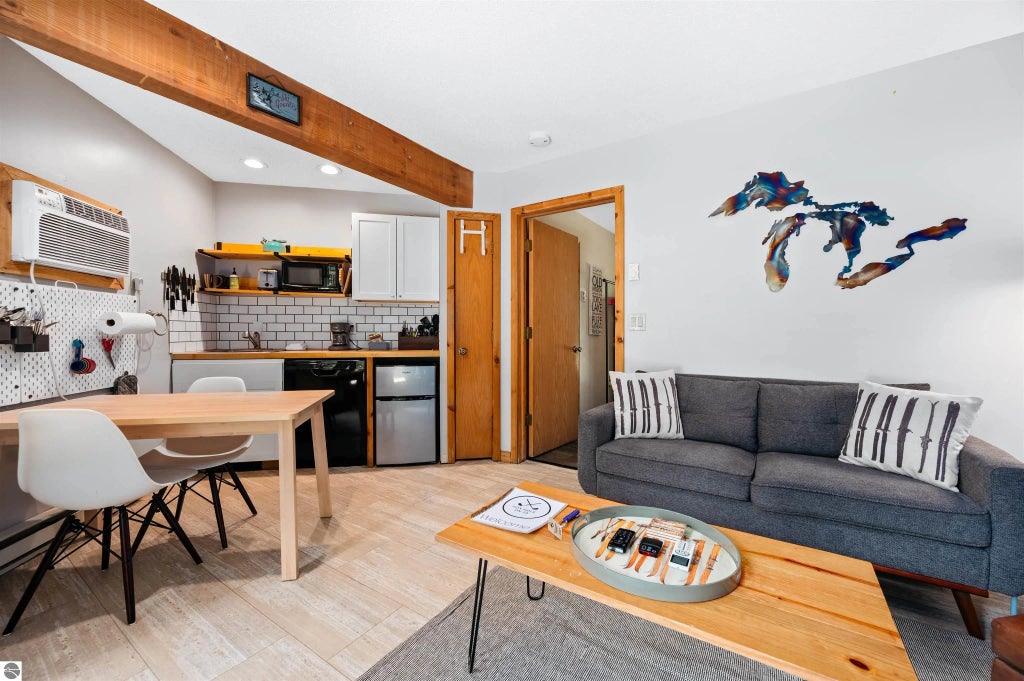 6687 Schuss Mountain Lane 588, Mancelona