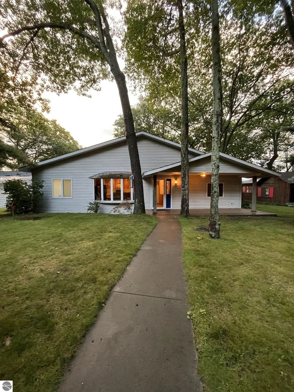 1024 Huron, Tawas City