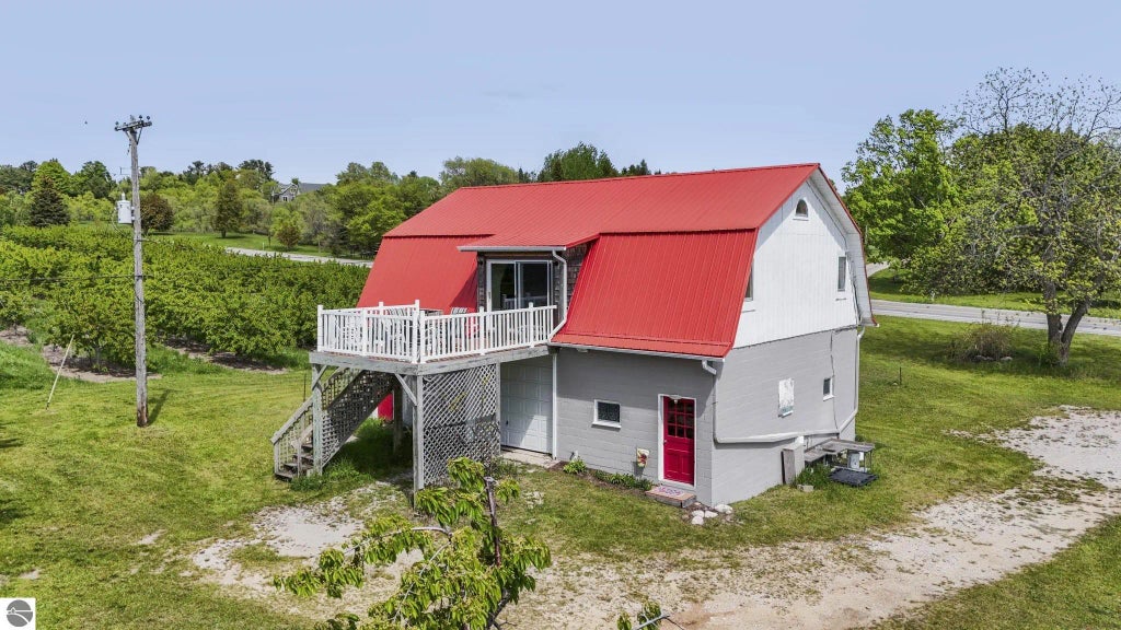 11751 Center Road, Traverse City