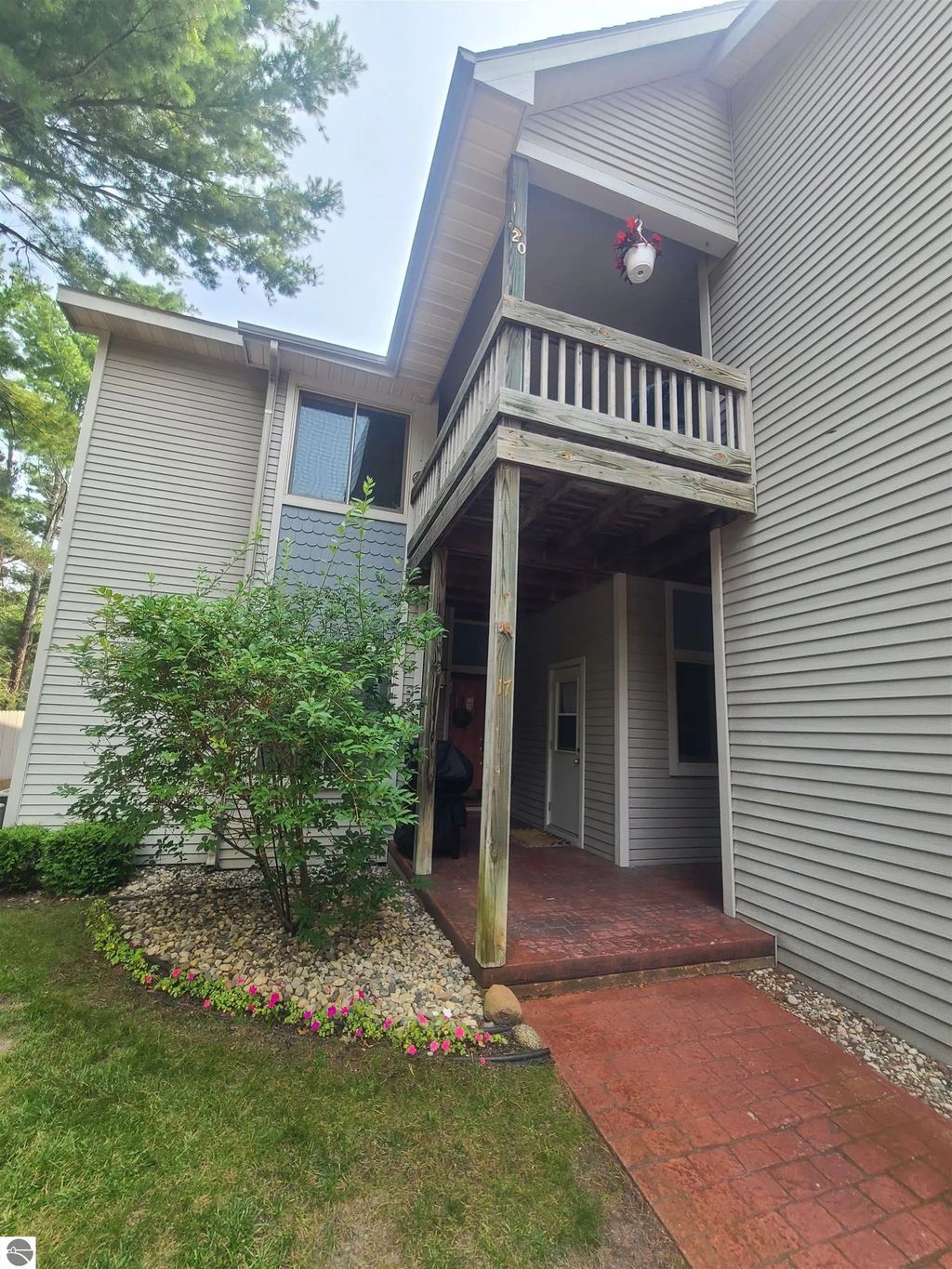 5676 N Us-23 #20, Oscoda