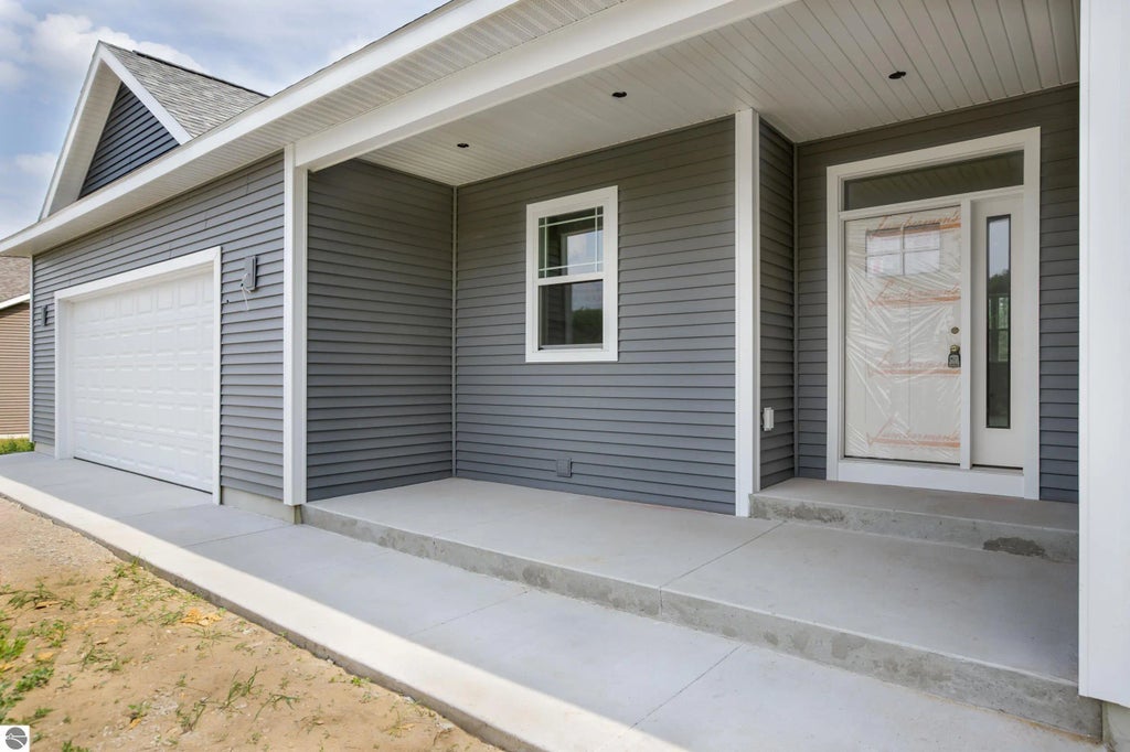 1546 Oban Way, Traverse City