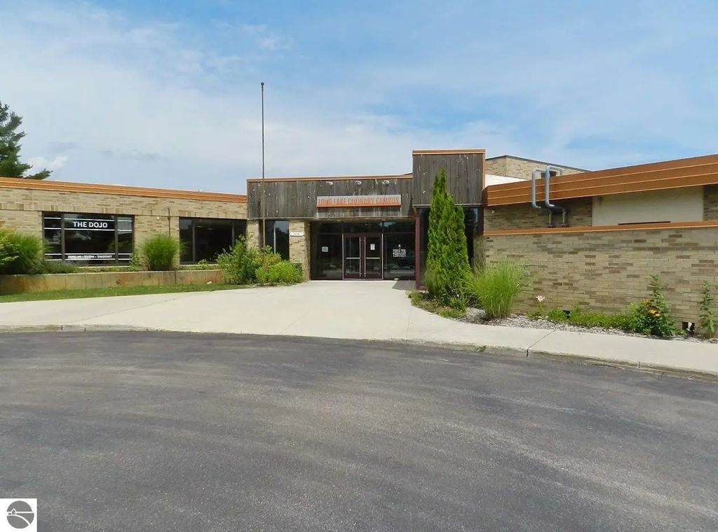 7738 N Long Lake Road 150, Traverse City