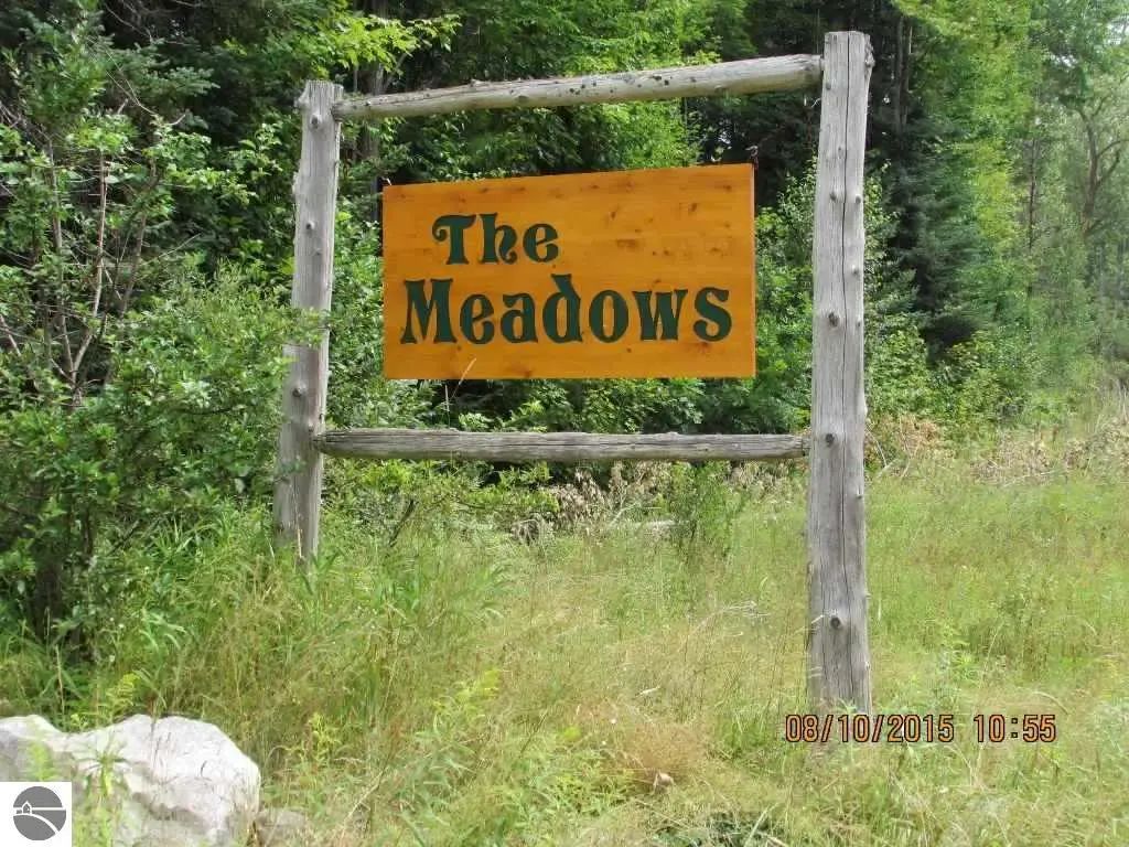 682 Grouse Drive, Kalkaska