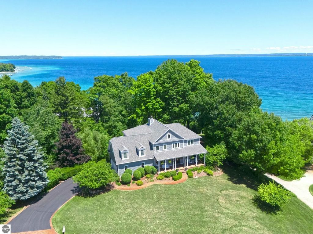 14788 Mallard Drive, Traverse City