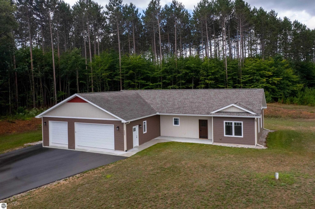 5200 Timber Flats Drive, Kingsley