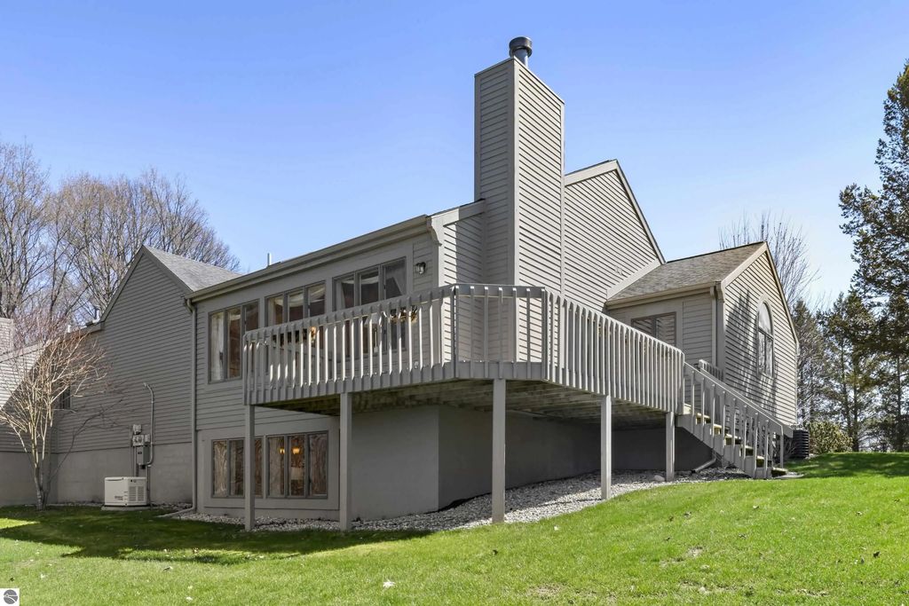 6488 Ridge Drive 11, Benzonia