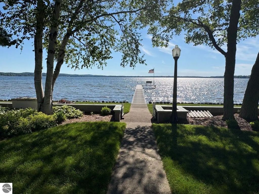 13453 Lakeside Avenue, Bear Lake