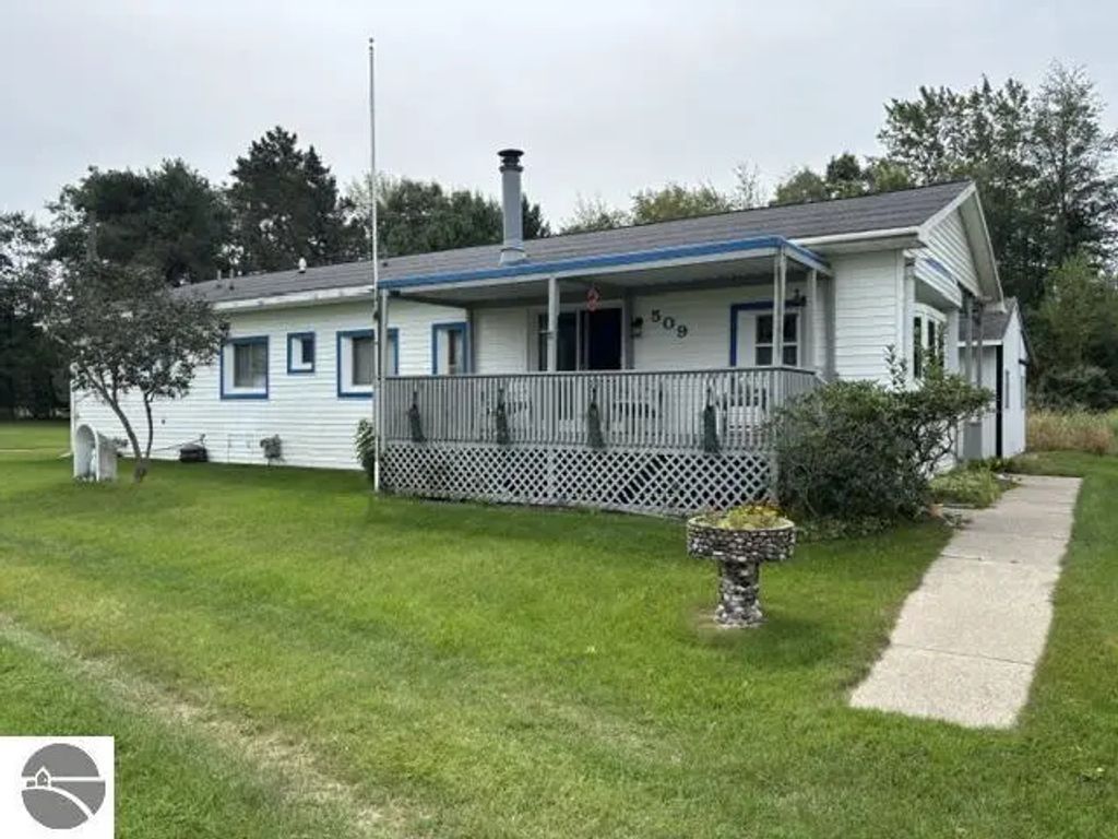 509 Bridge Street, East Tawas