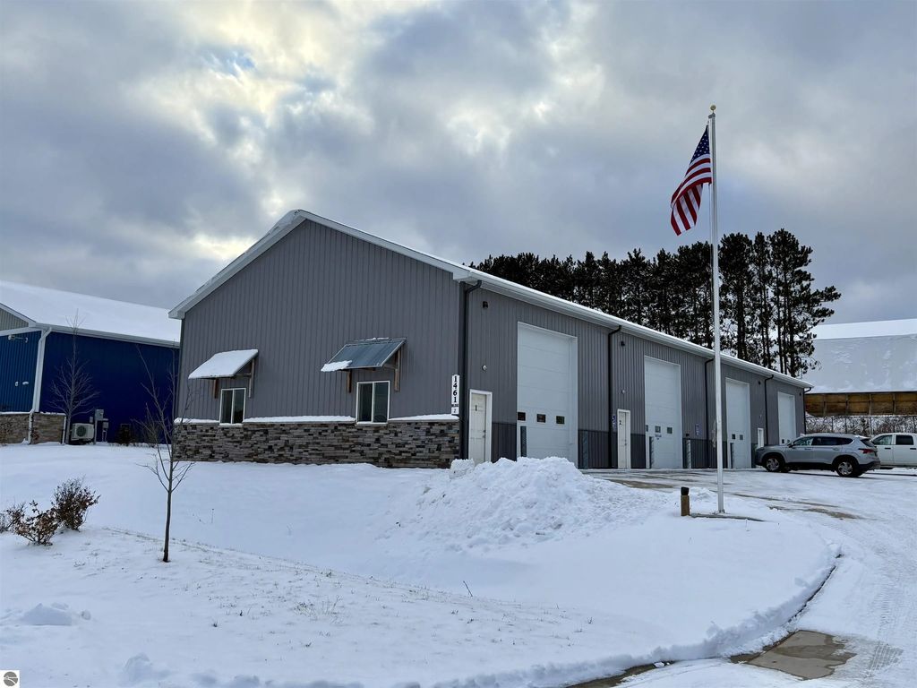 1461 Industry Drive, Traverse City