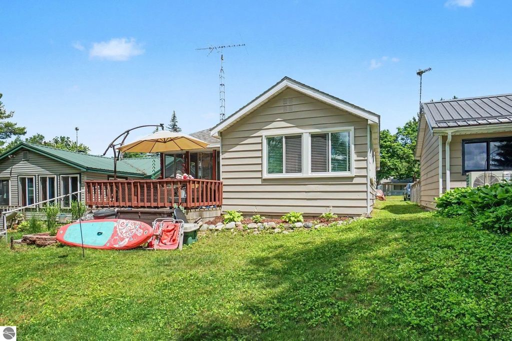 6736 Ridge Road, Harrison