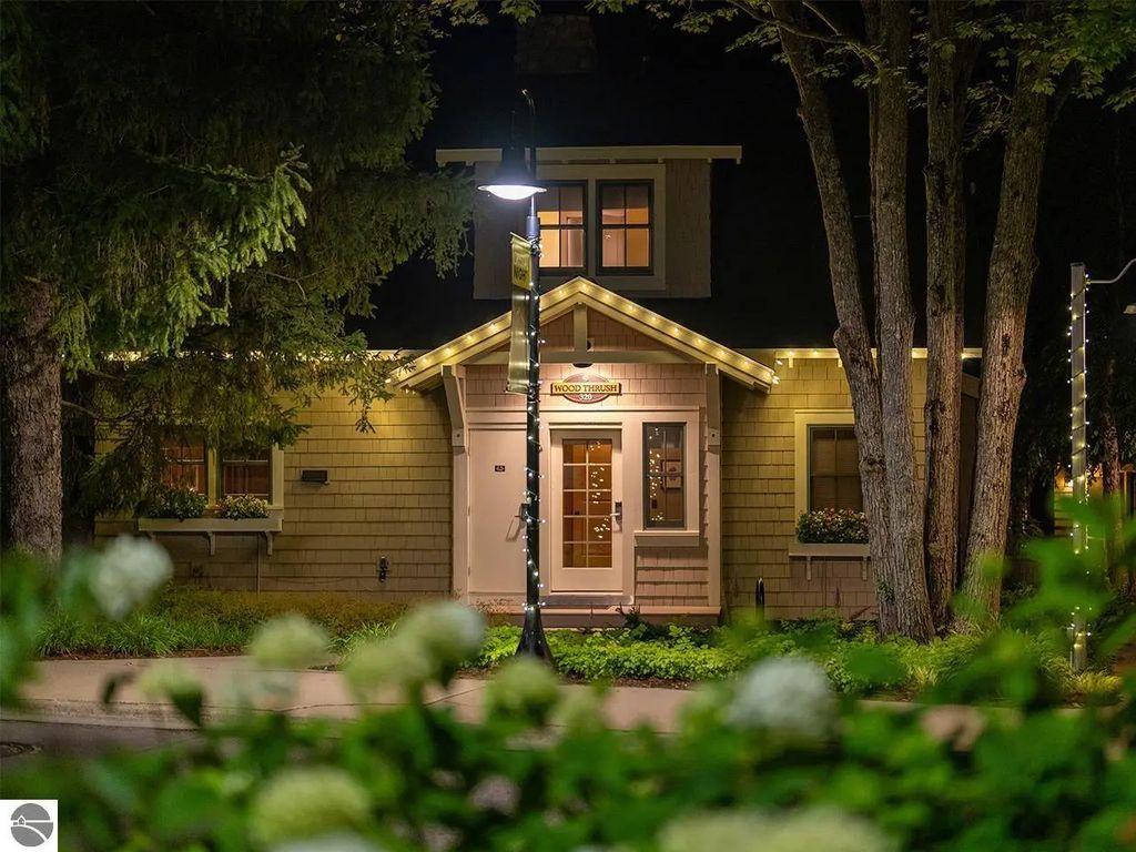 12397-unit 320d Crystal Mountain Drive, Thompsonville