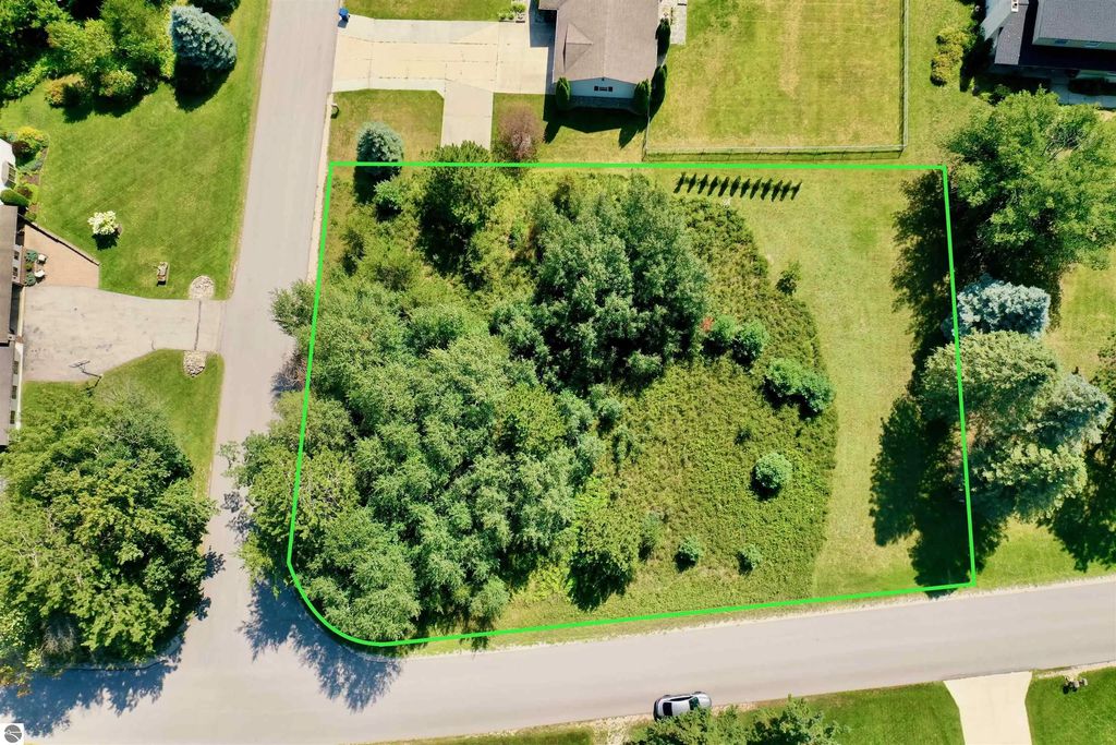 Lot 83 Mockingbird Lane, Cadillac