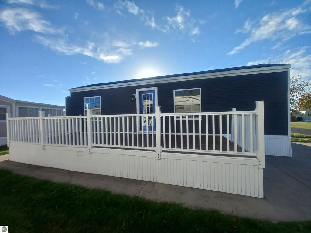 3675 E Michigan Avenue, Au Gres
