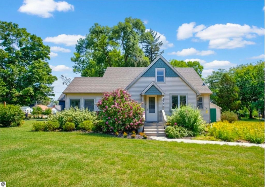 439 Plasman Avenue, Holland