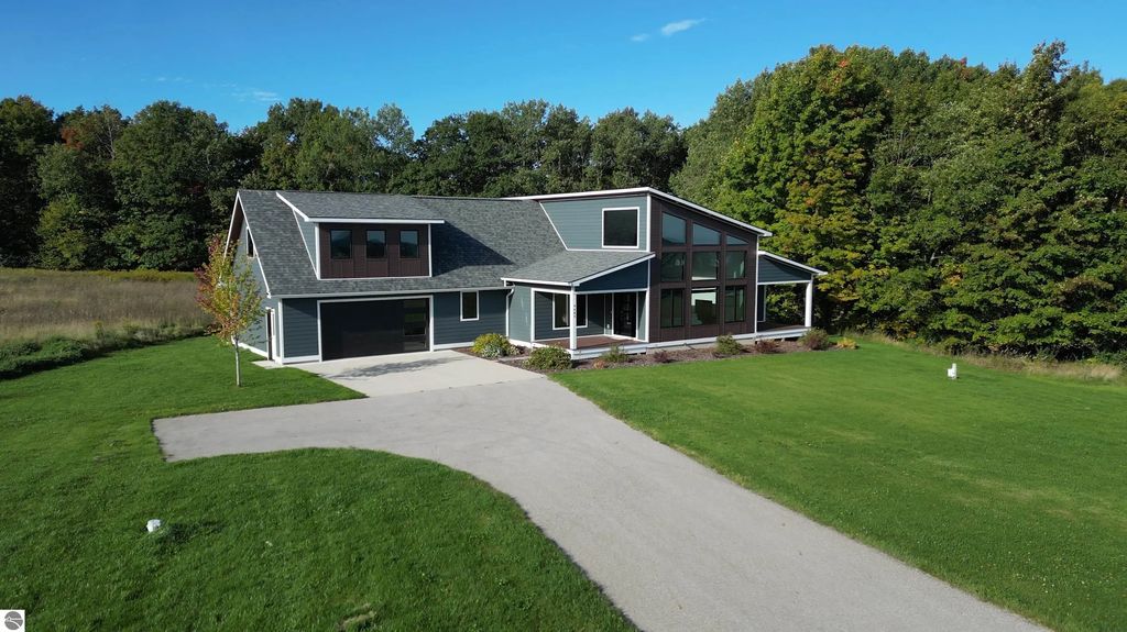 4683 E Water View Drive, Lake Leelanau