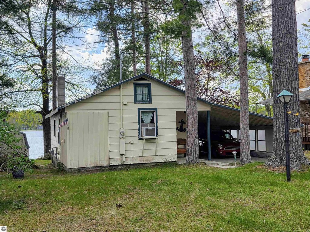 3682 E Cedar Lake Drive, Greenbush
