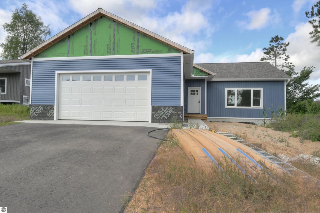 1362 Nightingale Lane, Kingsley