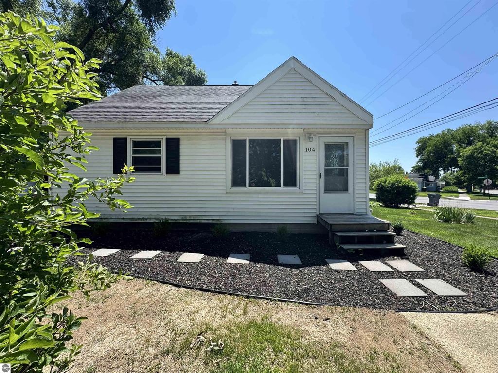 104 Bradley, Midland