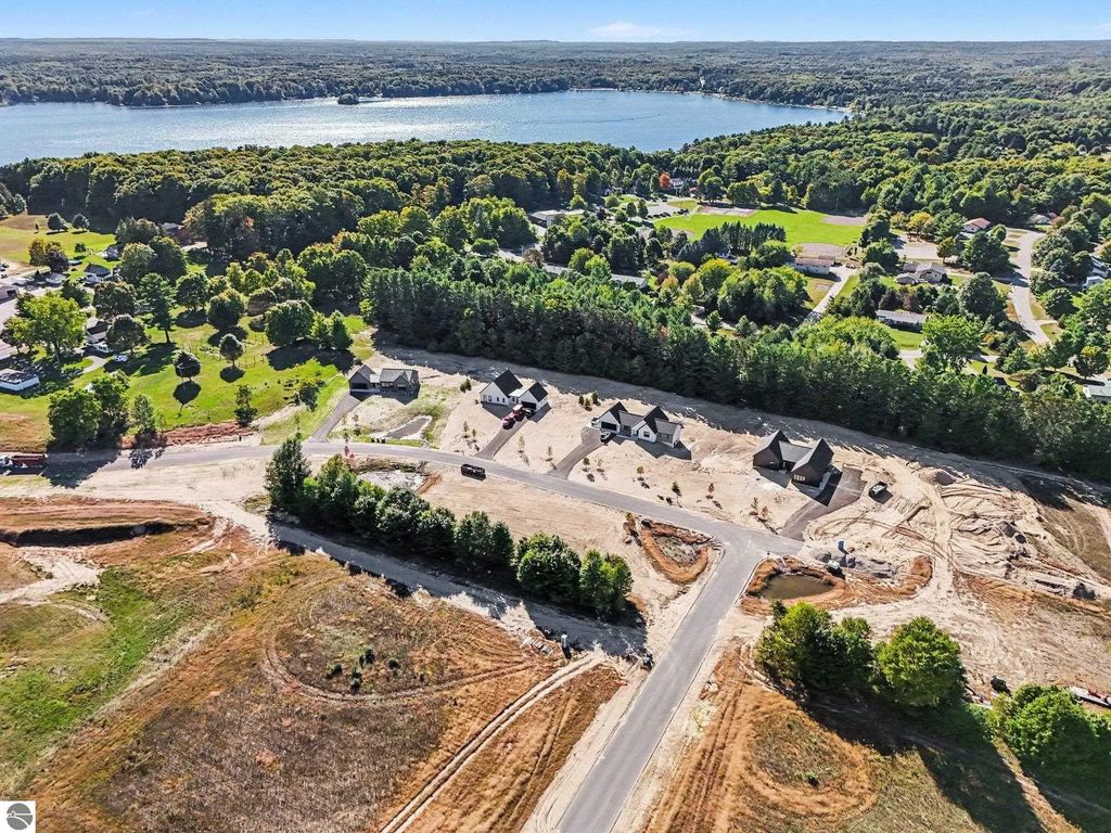 Lot 21 & 22 Ridgewater Run, Traverse City