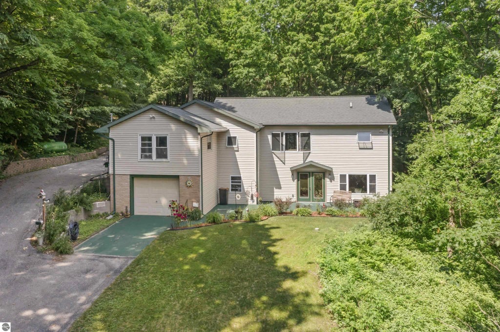 3048 Frankfort Highway, Frankfort