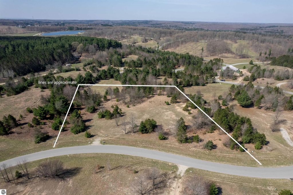 5986 Paradise Ranch, Kingsley