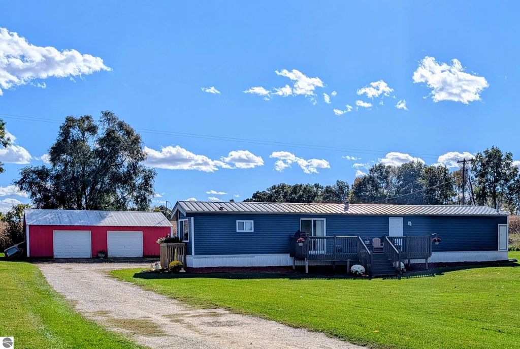 7675 W Madison Road, Elwell