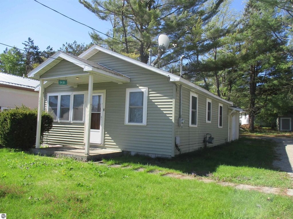 5431 W Houghton Lake Drive, Houghton Lake