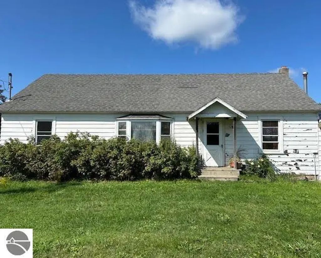 428 S Barry Road, Ithaca