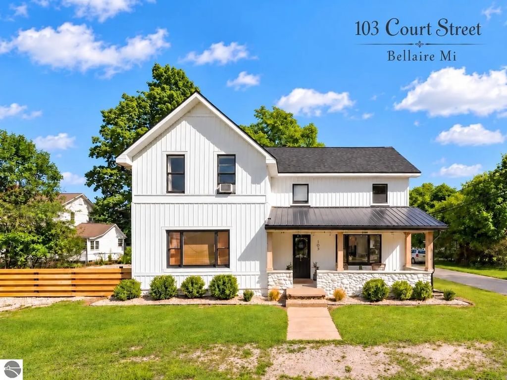 103 Court Street, Bellaire