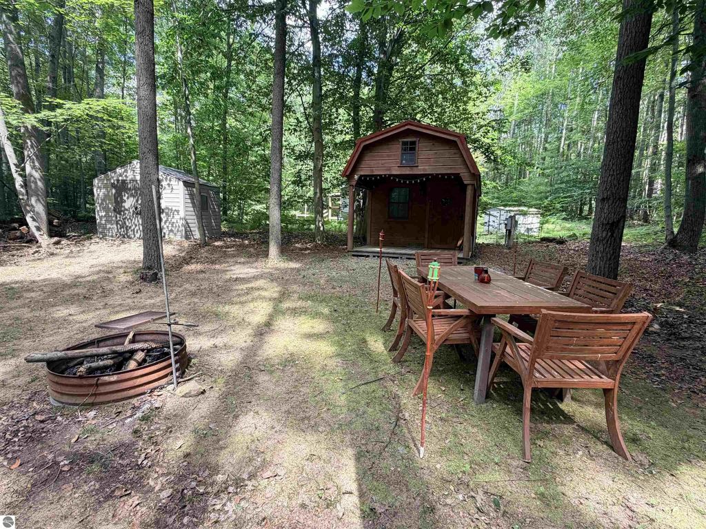 113 Hills Circle, Leroy