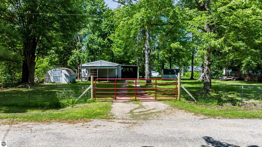 1632 Birch Drive, Lake