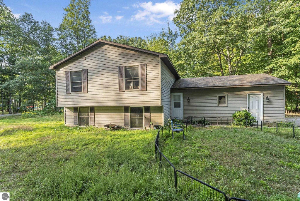 10583 Wildwood Road, Interlochen