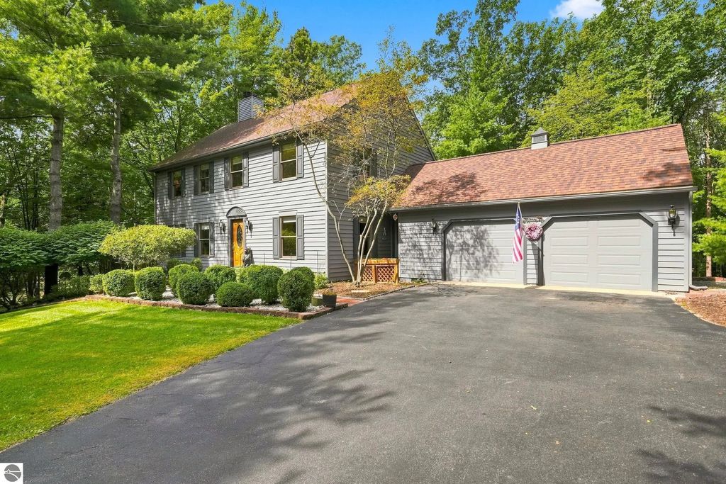 3818 Village Circle, Traverse City