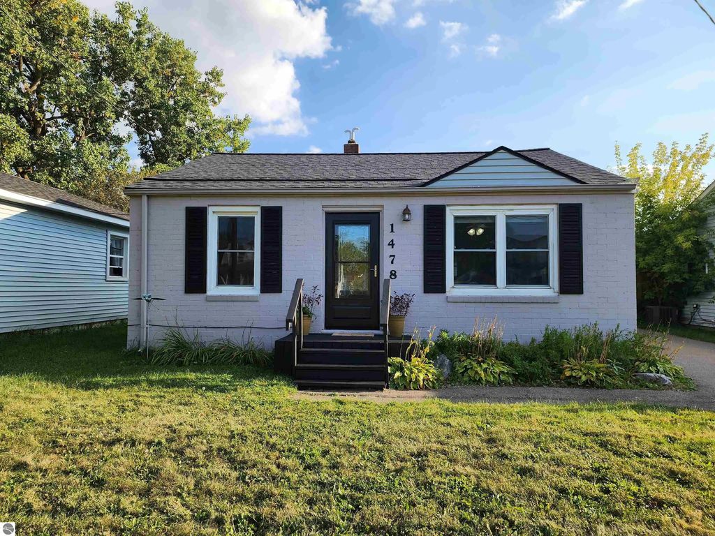1478 Friel Street, Burton