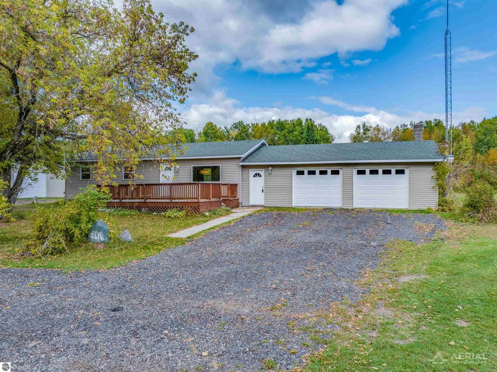2616 Wickes Road, West Branch