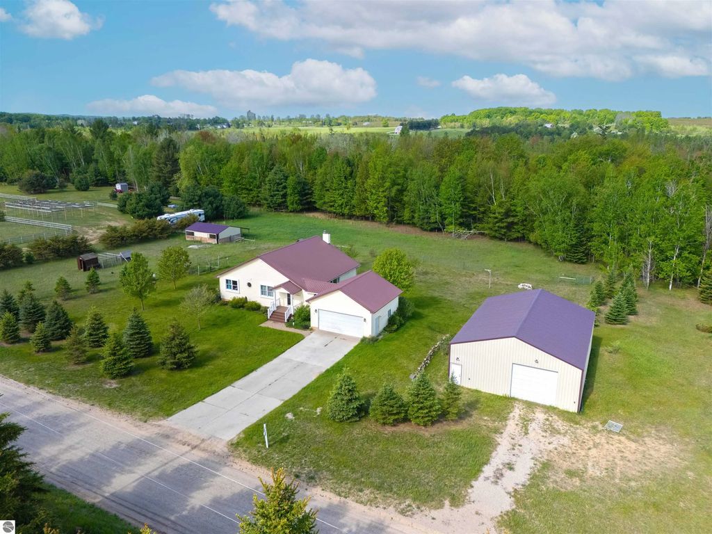 7495 Bennett Road, Williamsburg