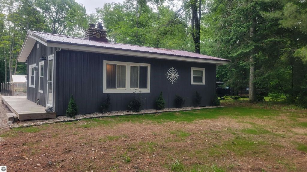 3619 Chippewa Drive, Glennie