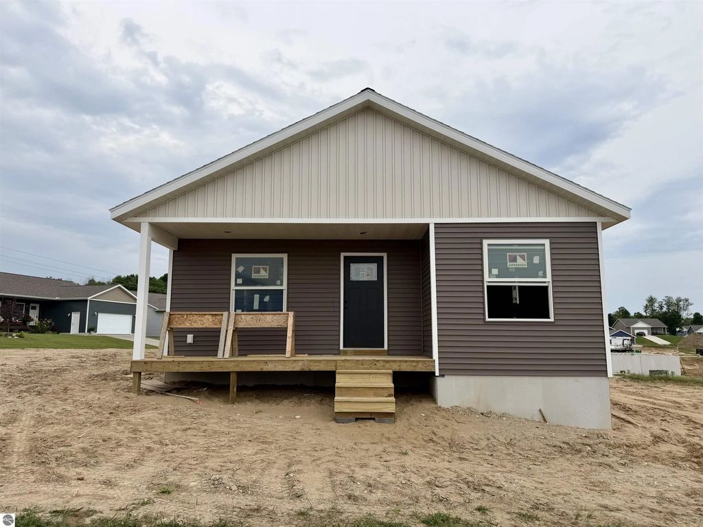 1228 Umber Drive, Traverse City