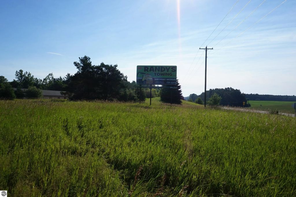 Tawas Road, Whittemore
