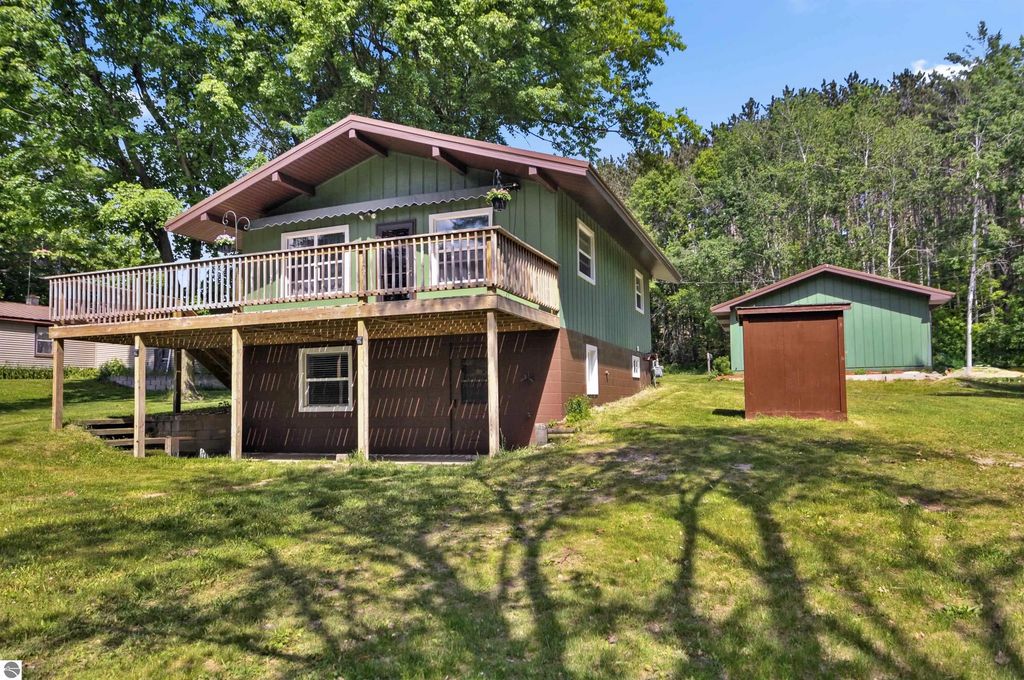 10864 Redman Drive, Cadillac