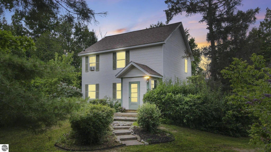 2601 Rushton Road, Central Lake