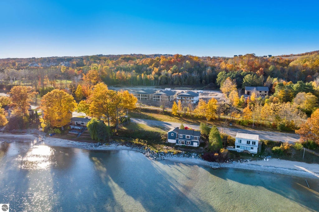 800 N St Joseph Street, Suttons Bay