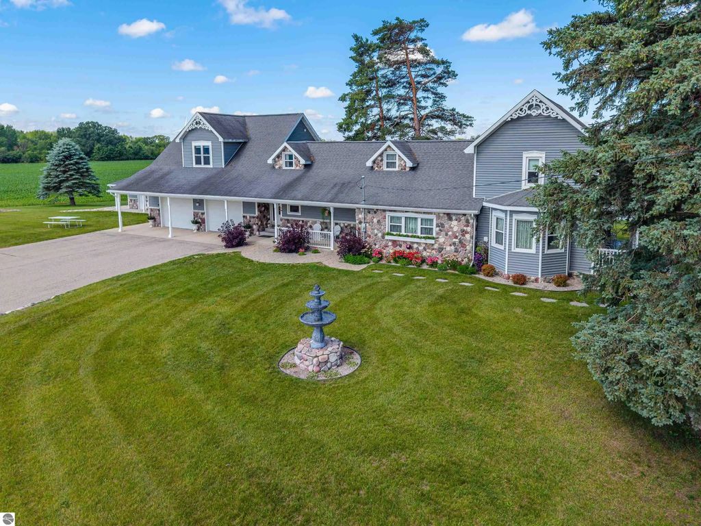 9644 E Deerfield Road, Shepherd