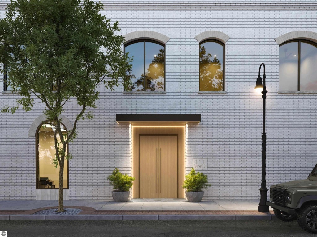 111 E State Street Ph B, Traverse City