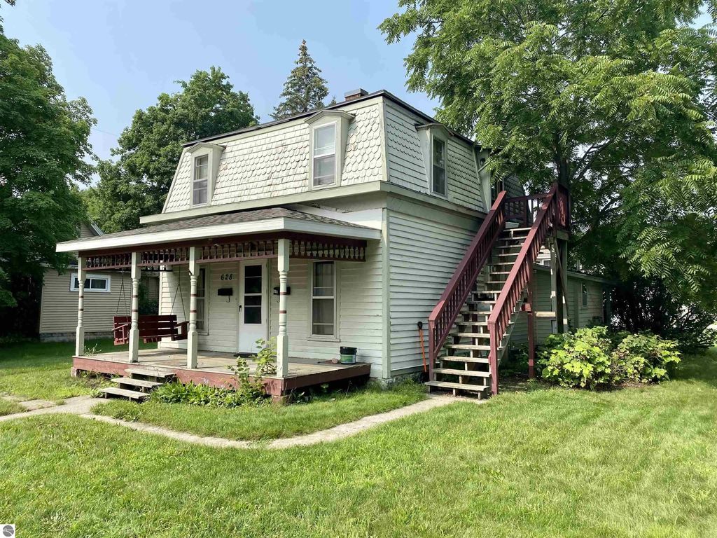 628 S Oak Street, Mt Pleasant