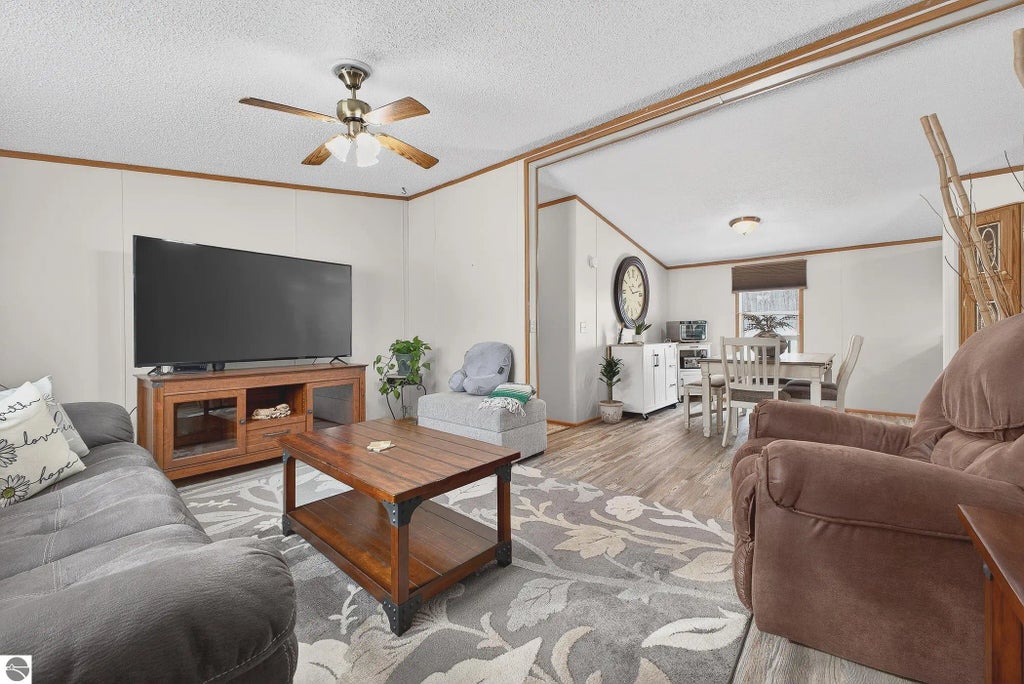 7332 Ne Starvation Lake Road, Mancelona